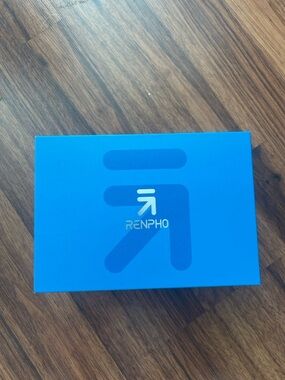 RENPHO Eye Massager Box in Bright Blue